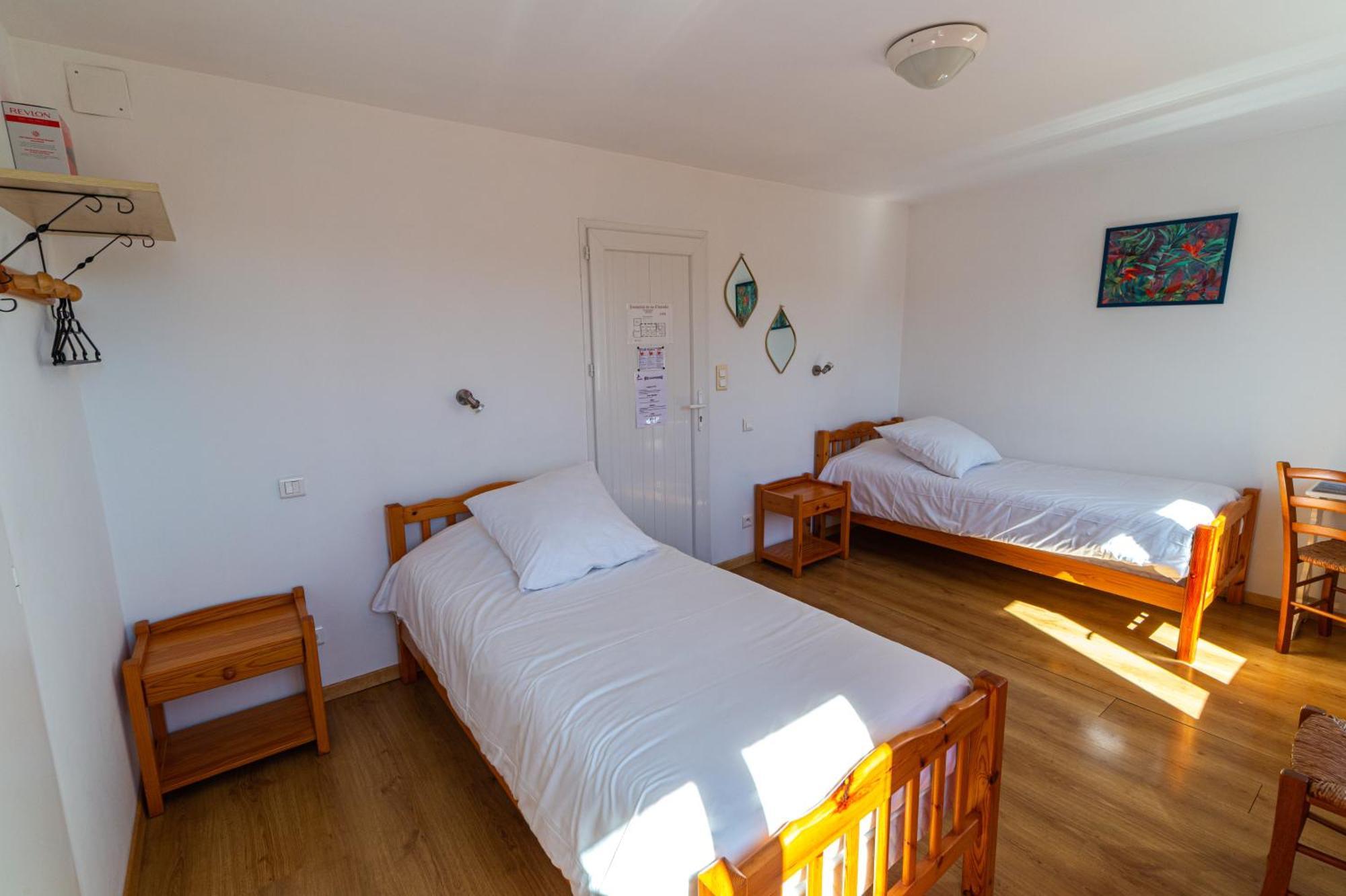 Hotel La Barguelonne Montcuq ภายนอก รูปภาพ