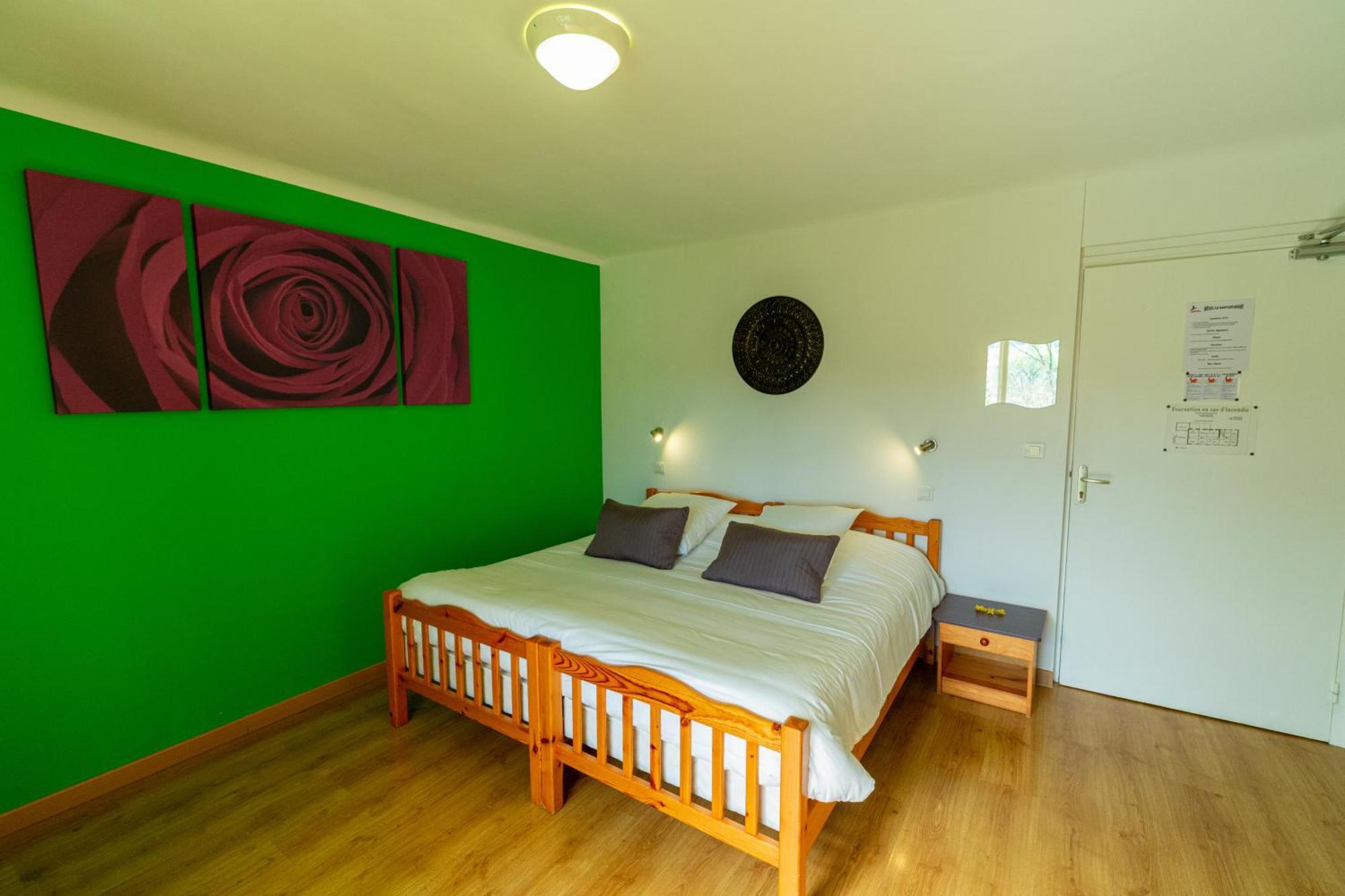 Hotel La Barguelonne Montcuq ภายนอก รูปภาพ